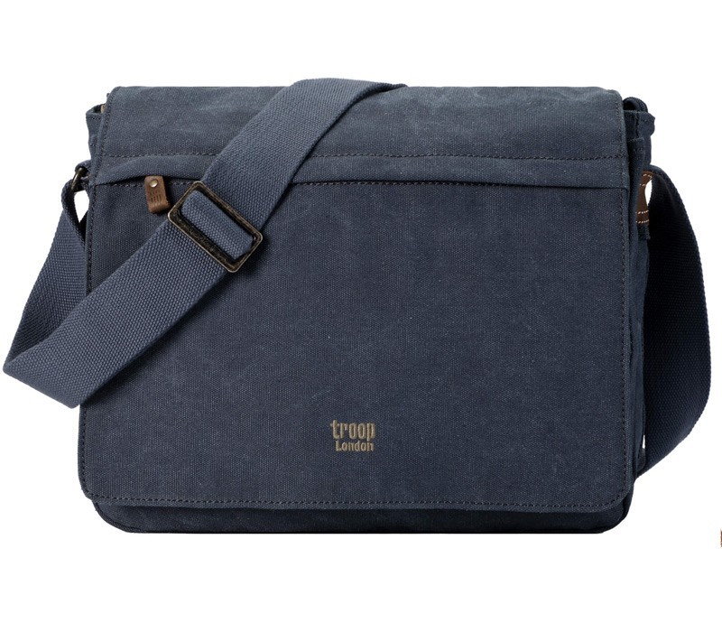 Troop London TRP0240 Rozšířitelná taška na notebook 15,6 - Džínová Troop London TRP0240 Rozšířitelná taška na notebook 15,6 - Džínová